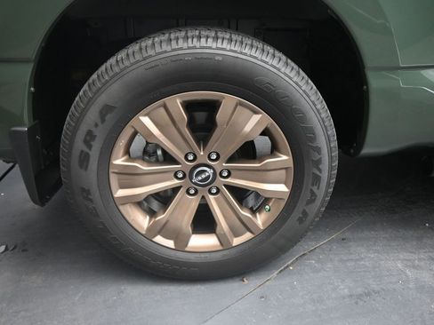 Used 2024 Nissan Titan SV w/ SV Bronze Edition Package RWD image 25