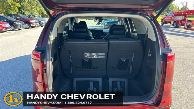 Used 2022 Kia Carnival SX Prestige FWD image 32