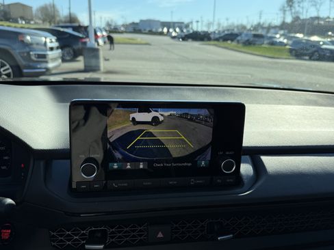 Used 2024 Honda Accord EX image 27