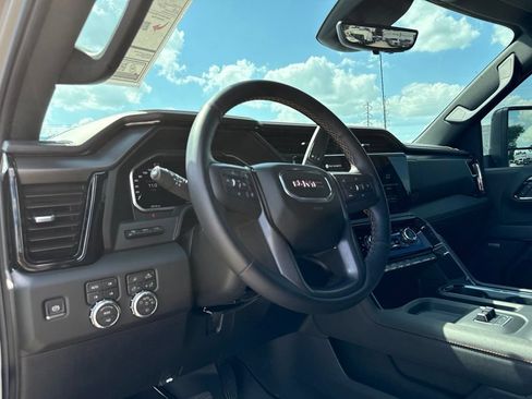 Used 2026 GMC Sierra 2500 AT4 w/ AT4 Premium Plus Package AWD/4WD image 21
