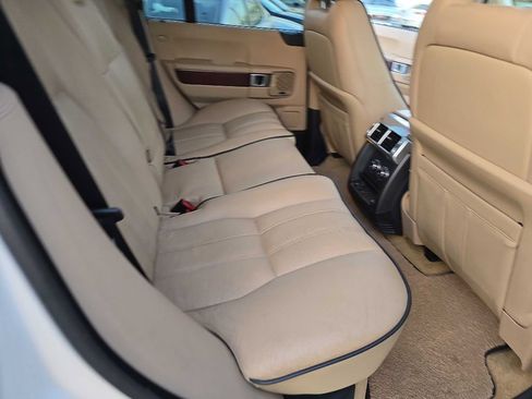 Used 2010 Land Rover Range Rover HSE LUX AWD/4WD image 20