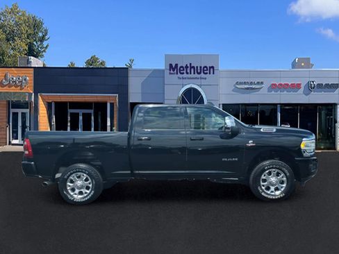 Used 2024 RAM 2500 Laramie w/ Safety Group AWD/4WD image 2