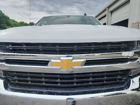 Used 2021 Chevrolet Silverado 1500 LT w/ Z71 Off-Road Package AWD/4WD image 11