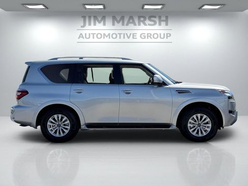 Used 2024 Nissan Armada SV image 7