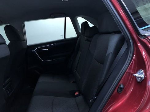 Certified 2020 Toyota RAV4 XLE image 20