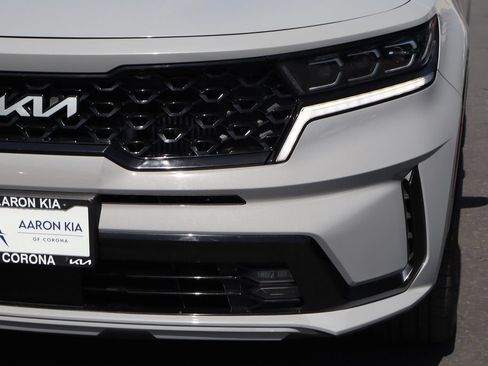 Used 2023 Kia Sorento SX FWD image 8