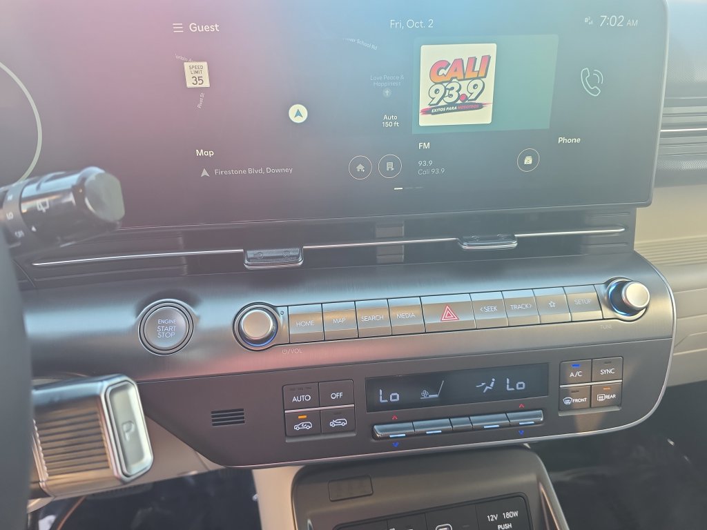 Used 2025 Hyundai Kona SEL FWD image 12