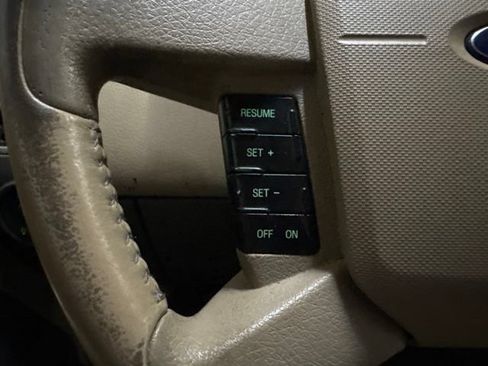 Used 2007 Ford Edge SEL FWD image 31