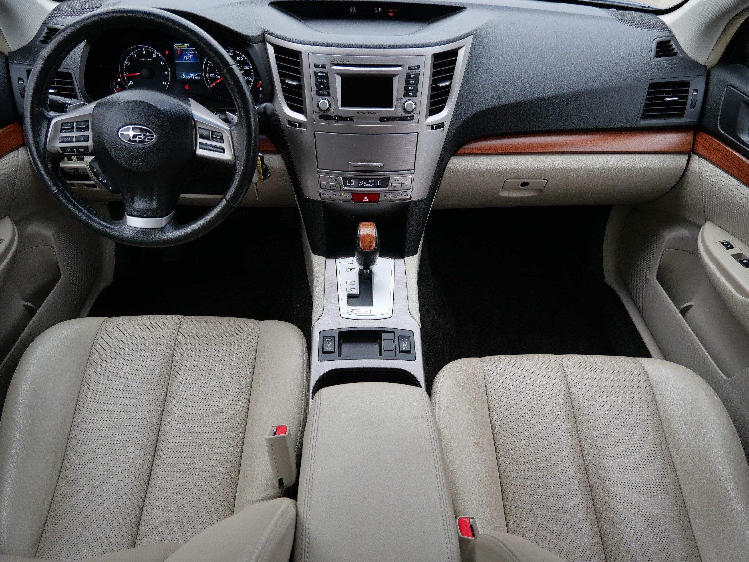 Used 2014 Subaru Outback 2.5i Limited w/ Moonroof Package AWD/4WD image 10