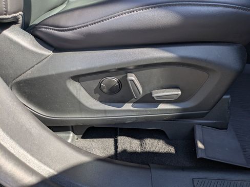 Certified 2023 Ford Explorer XLT w/ Equipment Group 202A image 35