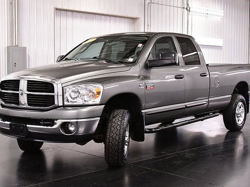 Used 2007 Dodge Ram 3500 Truck SLT w/ Quad Cab Big Horn Value Group image 3