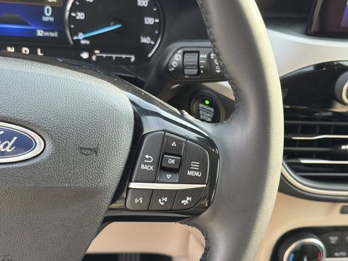 Used 2022 Ford Escape SEL AWD/4WD image 26
