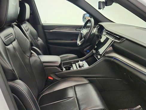 Used 2021 Jeep Grand Cherokee L Overland w/ Advanced Protech Group III image 26