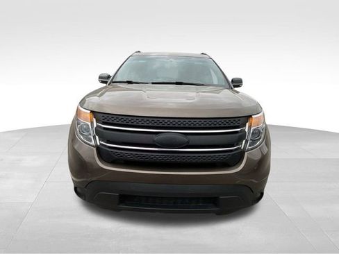 Used 2015 Ford Explorer XLT w/ Equipment Group 202B image 15