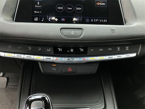 Used 2020 Cadillac XT4 Premium Luxury image 26