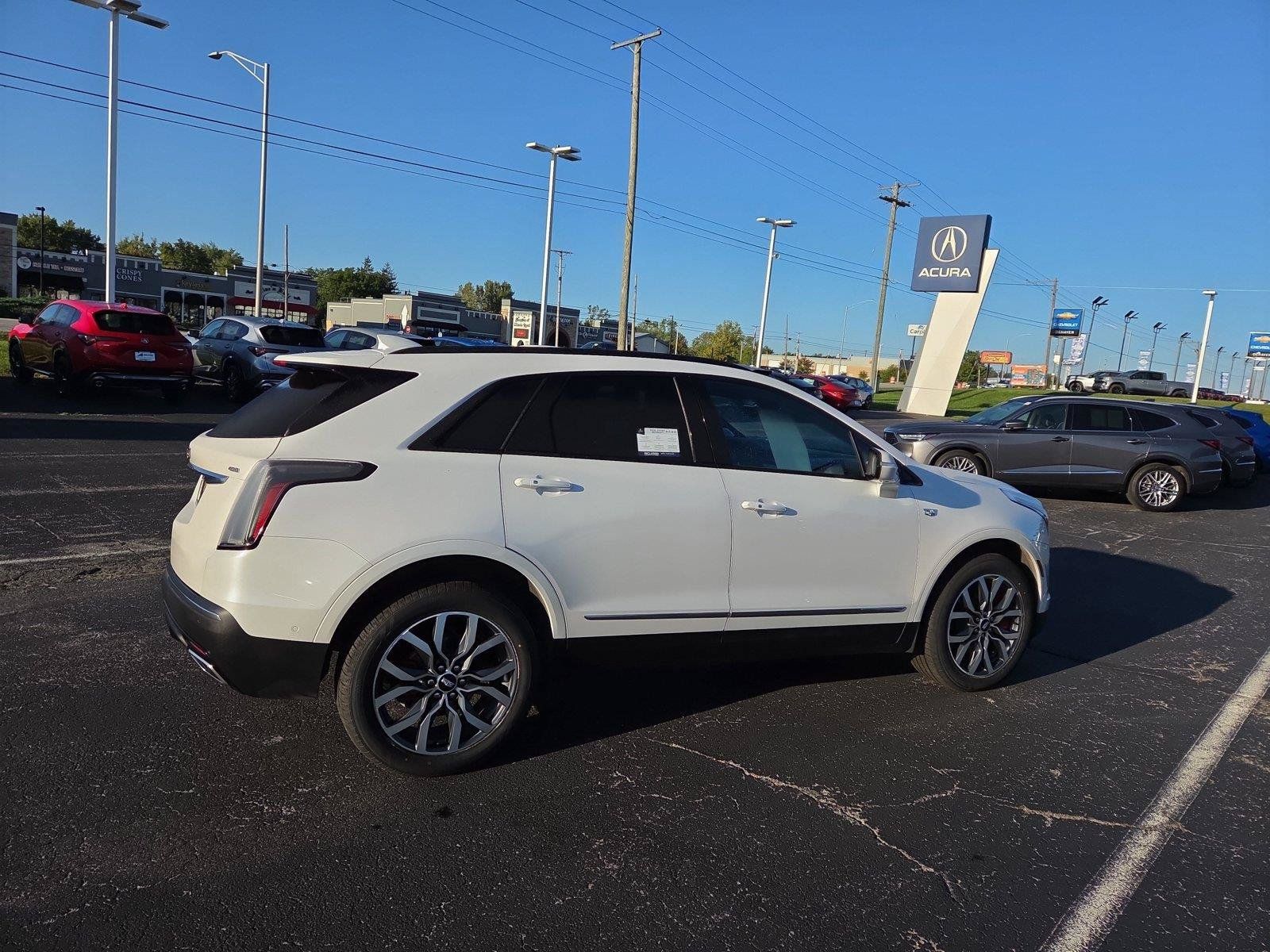 Used 2022 Cadillac XT5 Sportv w/ Technology Package AWD/4WD image 31
