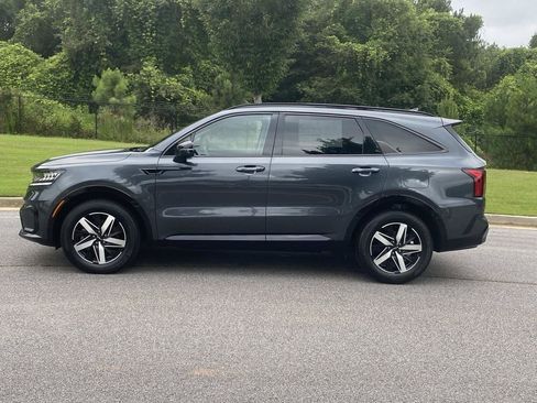 Used 2023 Kia Sorento EX FWD image 9