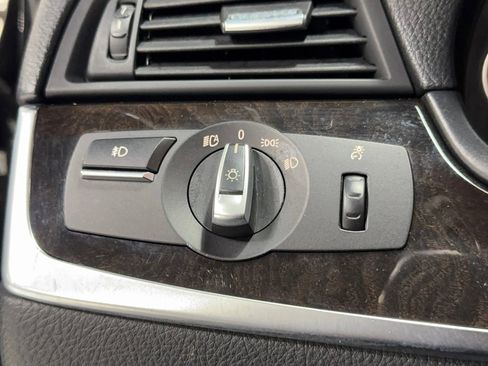 Used 2011 BMW 535i Sedan image 39