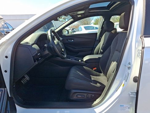 Used 2023 Honda Accord Sport image 13