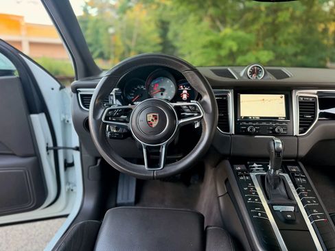 Used 2016 Porsche Macan S AWD/4WD image 47
