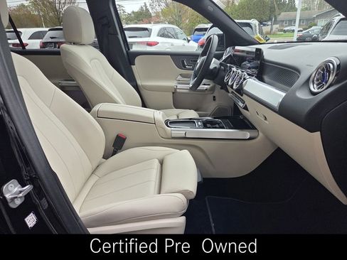 Certified 2025 Mercedes-Benz GLB 250 4MATIC image 32