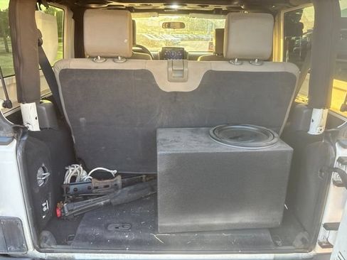 Used 2008 Jeep Wrangler X AWD/4WD image 12