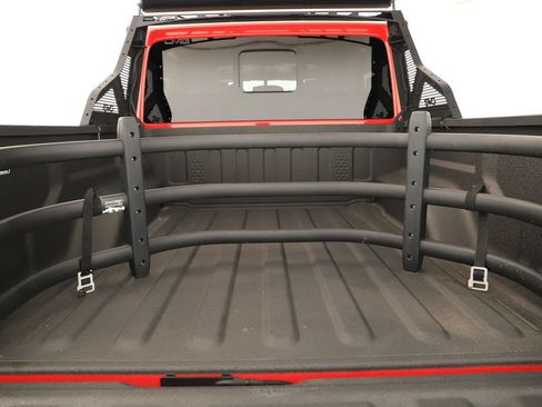 Used 2020 Jeep Gladiator Mojave AWD/4WD image 32