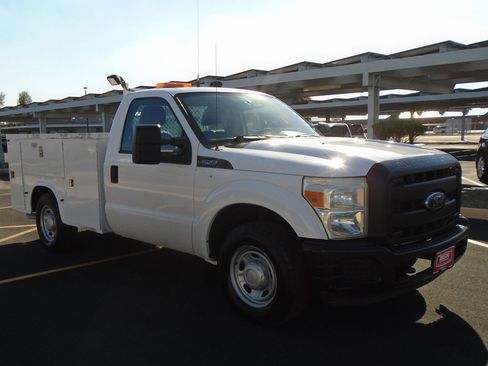 Used 2014 Ford F250 XL image 7