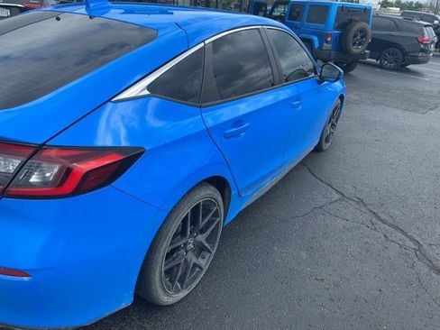 Used 2022 Honda Civic Sport Touring image 4