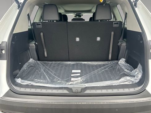 New 2026 Toyota Grand Highlander AWD image 19
