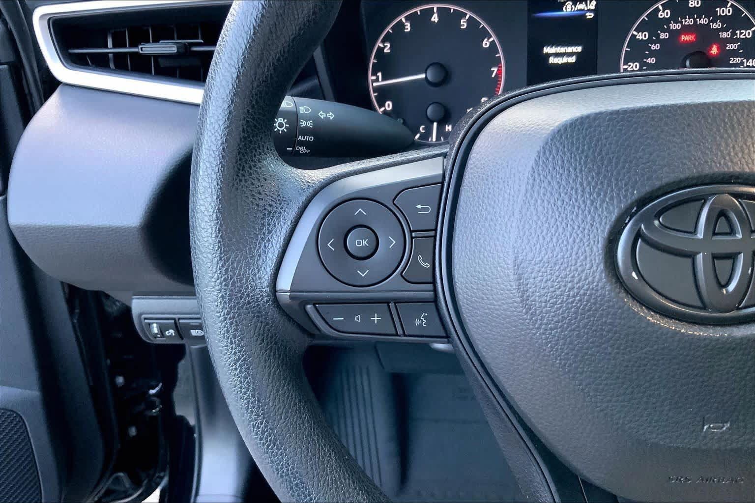 Used 2024 Toyota Corolla LE FWD image 21