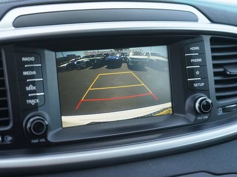 Used 2019 Kia Sorento FWD image 27
