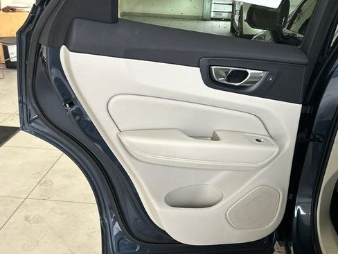 Certified 2023 Volvo XC60 B5 Core w/ Climate Package image 22