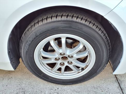 Used 2022 Toyota Corolla LE image 7