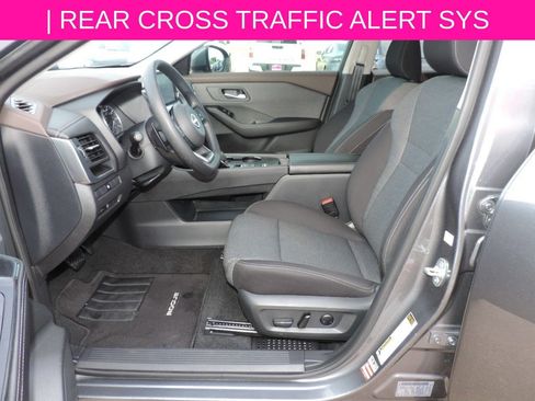 Certified 2023 Nissan Rogue SV FWD image 14