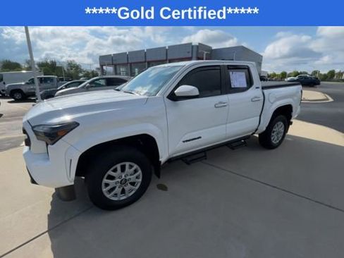 Certified 2024 Toyota Tacoma SR5 AWD/4WD image 6