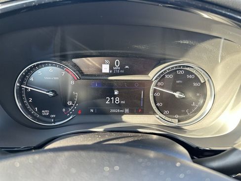 Used 2024 Cadillac XT6 Sport w/ LPO, Floor Liner Package image 15