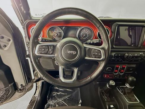 Used 2018 Jeep Wrangler Unlimited Rubicon image 11