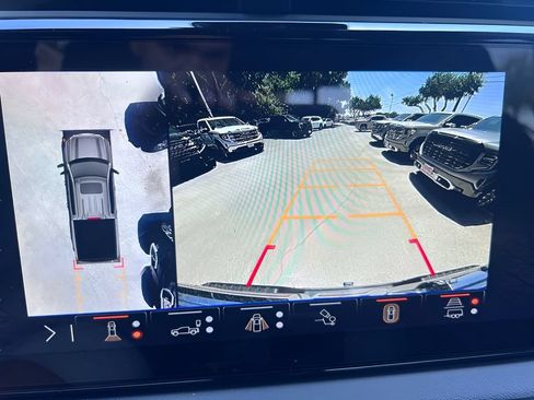 New 2026 GMC Sierra 1500 AT4 w/ AT4 Premium Package AWD/4WD image 25