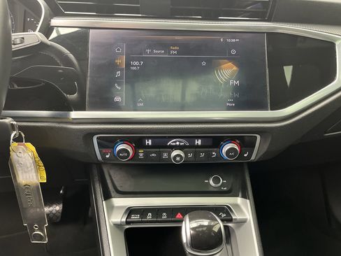 Used 2019 Audi Q3 2.0T Premium image 17