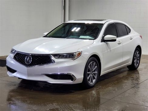 Used 2019 Acura TLX image 2
