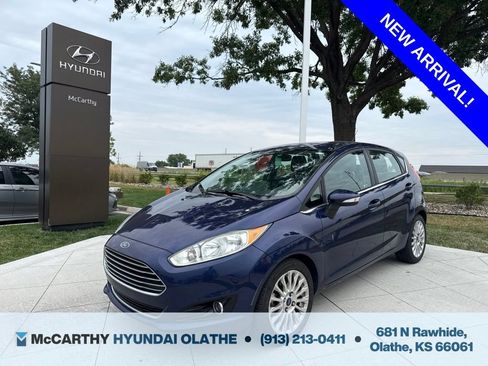 Used 2016 Ford Fiesta Titanium FWD image 1