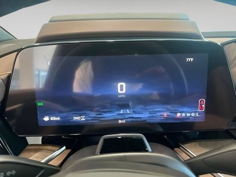 New 2026 Chevrolet Suburban High Country AWD/4WD image 24