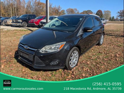 Used 2013 Ford Focus SE image 2