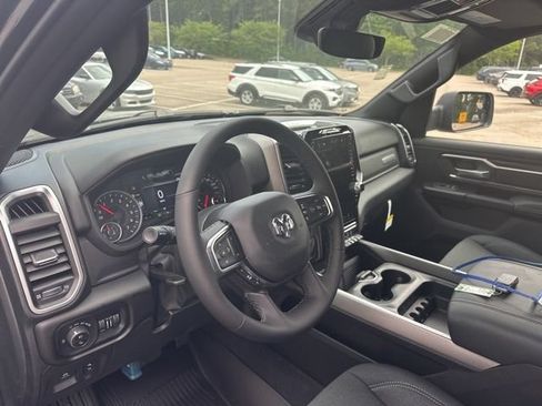 New 2026 RAM 1500 4x4 Crew Cab image 19