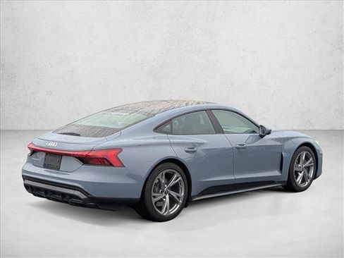 Used 2023 Audi e-tron GT Premium Plus image 5