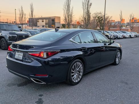 Certified 2019 Lexus ES 350 w/ Accessory Package image 3