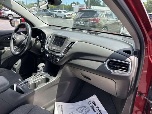 Certified 2024 Chevrolet Equinox LT FWD image 26