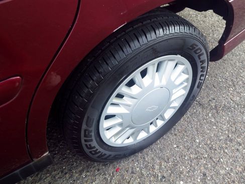 Used 2001 Chevrolet Malibu V6 FWD image 32