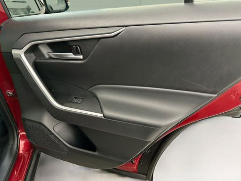 Used 2023 Toyota RAV4 XLE image 31